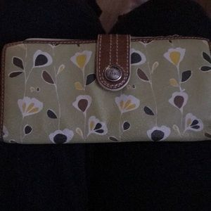 Fossil Wallet